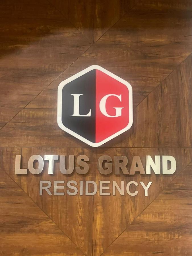 ホテル Lotus Grand Residency Angādipuram エクステリア 写真